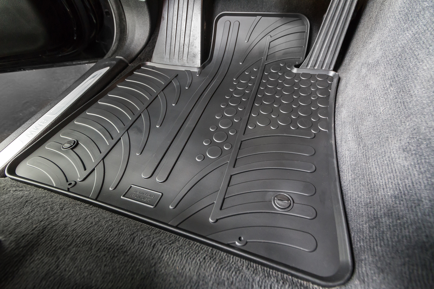 Design Gummi Fußmatten mit erhöhtem Rand passend für Seat Ateca und Ateca  Cupra 07.2016> 4 tlg Farbe Schwarz Gummimatten Automatten passgenau