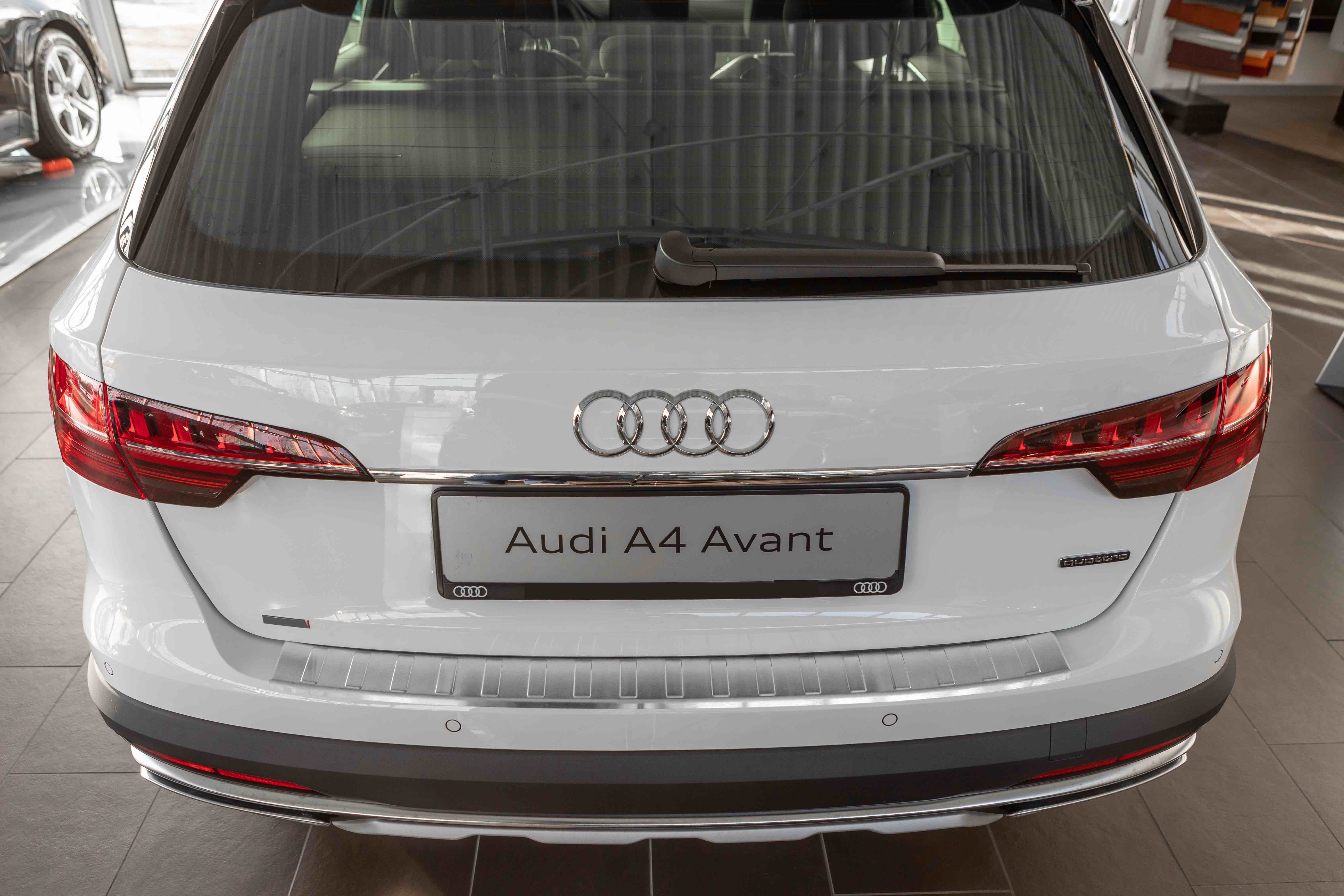 Design Kofferraumwanne passend für Audi A4 Avant (Kombi) B9