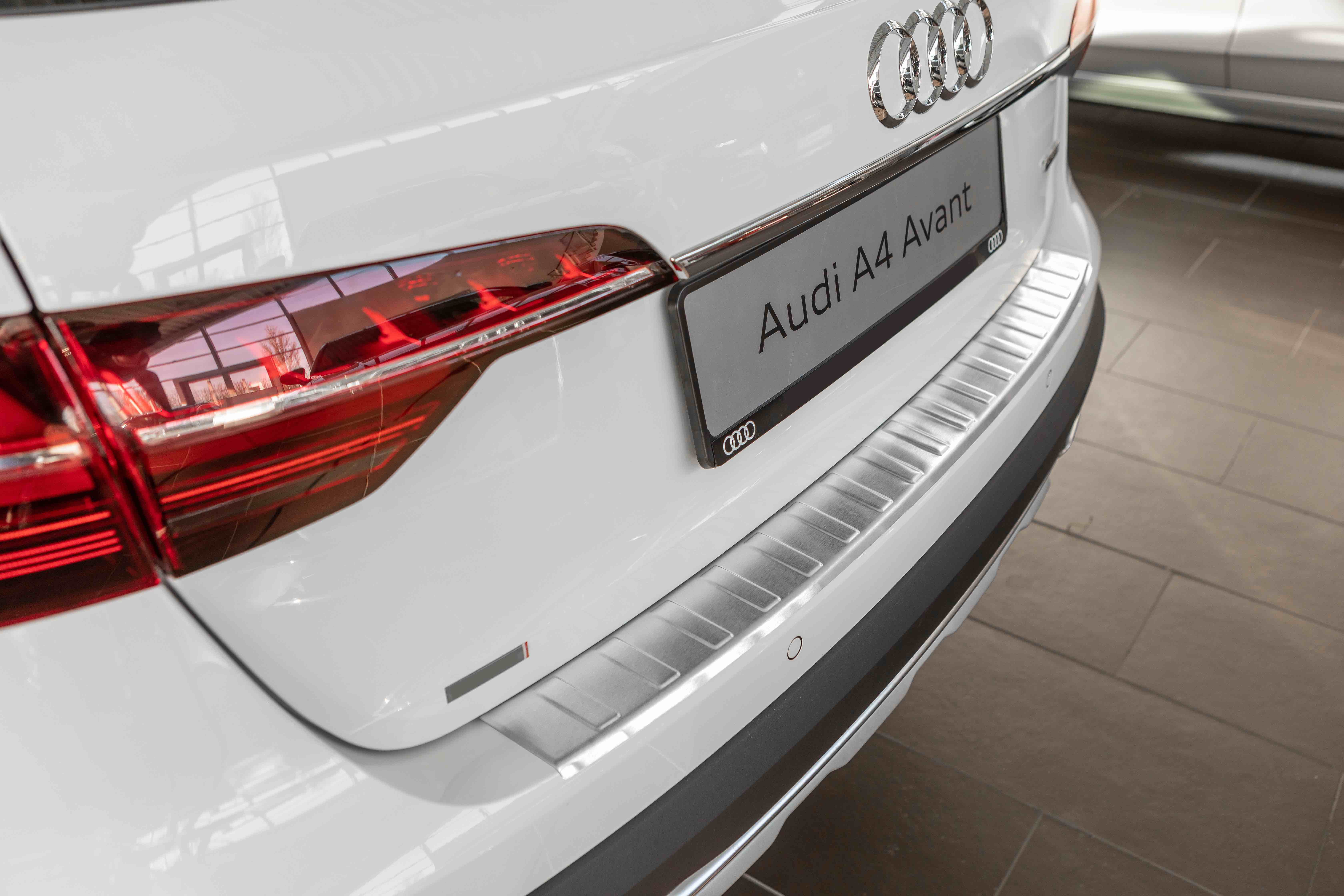 Edelstahl Gebürstet Ladekantenschutz Audi B9 A4 Silber 10.2015> ab (Kombi) BJ. kompatibel Farbe mit Abkantung mit Aroba passgenau Avant 