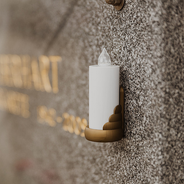 AROBA 4x LED grave candle memorial light – flickering effect like a real candle – long burning time up to 60 days – reusable cemetery candle remembrance candle eternal candle – WHITE – GOLD SUPPORT