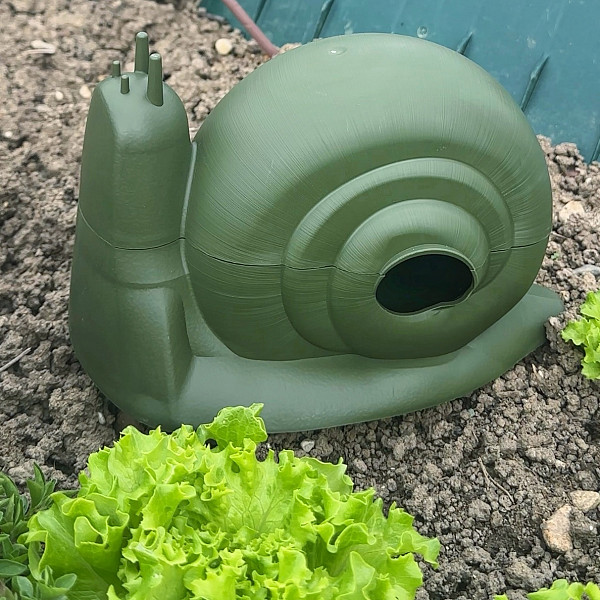 AROBA Dekorativer Schneckenfänger – Effektive Bierfalle Schneckenfalle ohne Chemie oder Gift Wiederverwendbar & Dekorativ – Natürlicher Schneckenschutz für Garten, Gemüsebeet & Blumen – aus recyceltem Kunststoff - Umweltfreundlich & Ökologi