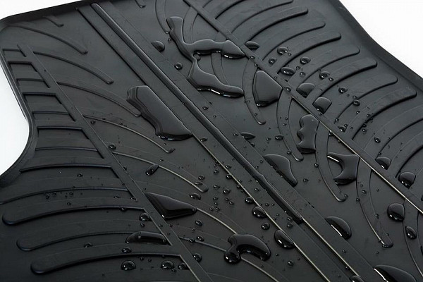 Design Gummi Fußmatten passend für Skoda Citigo BJ. 05.2012-08.2020 4 tlg mit erhöhtem Rand Farbe Schwarz Gummimatten Automatten passgenau