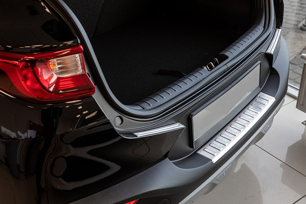 Stainless Steel Rear Bumper Protector Compatible With Kia Stonic 09.2017-> Rearguard, Tailored Fit Bumper Guard,  Loading Edge Protector- Colour Polished Stainless Steel (Chrome)