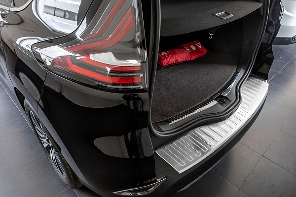 Edelstahl Ladekantenschutz passend für Renault Espace BJ. 4.2015-4.2023 Stoßstangenschutz passgenau mit Abkantung V2A Schwarz Spiegelglanz (Black Chrome)