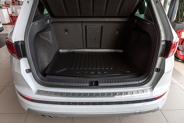 Edelstahl Ladekantenschutz passend für Seat Ateca und Ateca Cupra ab BJ. 7.2016> Stoßstangenschutz passgenau mit Abkantung V2A Gebürstet