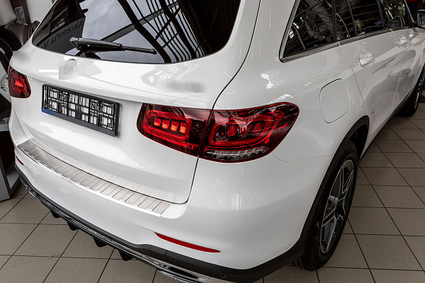 Edelstahl Ladekantenschutz passend für Mercedes Benz GLC (auch für AMG) Facelift BJ. 7.2019-7.2022 Stoßstangenschutz passgenau mit Abkantung V2A Gebürstet