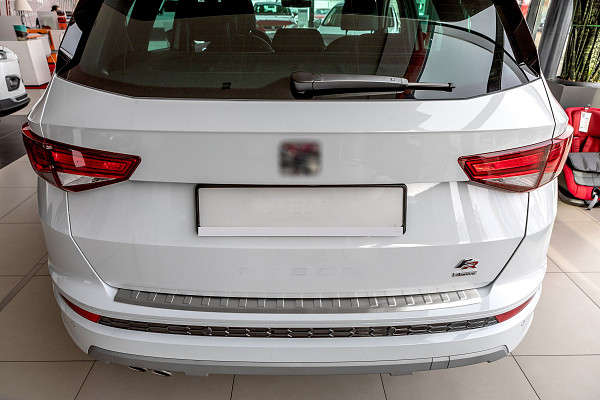 Edelstahl Ladekantenschutz passend für Seat Ateca und Ateca Cupra ab BJ. 7.2016> Stoßstangenschutz passgenau mit Abkantung V2A Gebürstet