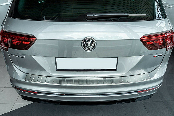 Stainless Steel Rear Bumper Protector Compatible With Volkswagen Tiguan Allspace 04.2016-11.2023 Rearguard, Tailored Fit Bumper Guard,  Loading Edge Protector- Colour Brushed Stainless Steel