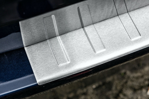 Stainless Steel Rear Bumper Protector Compatible With Mercedes Benz V Class & Vito 05.2014-> Rearguard, Tailored Fit Bumper Guard,  Loading Edge Protector- Colour Brushed Stainless Steel