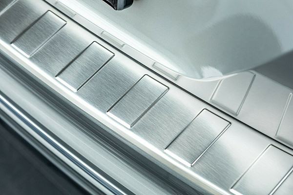 Stainless Steel Rear Bumper Protector Compatible With Volkswagen Tiguan Allspace 04.2016-11.2023 Rearguard, Tailored Fit Bumper Guard,  Loading Edge Protector- Colour Brushed Stainless Steel