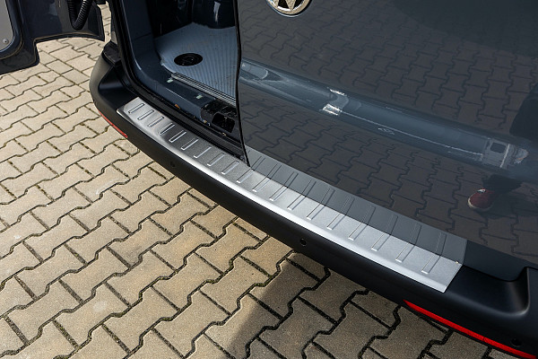 Stainless Steel Rear Bumper Protector Compatible With Volkswagen T5 Multivan, Transporter, California, Caravelle 04.2003-05.2015 Rearguard, Tailored Fit Bumper Guard,  Loading Edge Protector- Colour Polished Stainless Steel (Chrome)