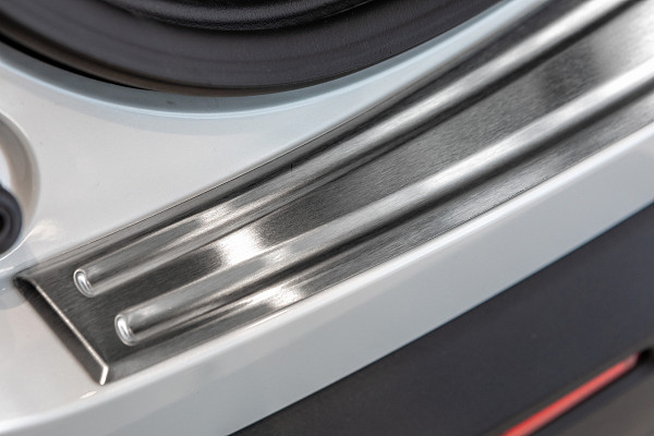 Stainless Steel Rear Bumper Protector Compatible With Volvo XC40 02.2018-> Rearguard, Tailored Fit Bumper Guard,  Loading Edge Protector- Colour Polished Stainless Steel (Chrome)