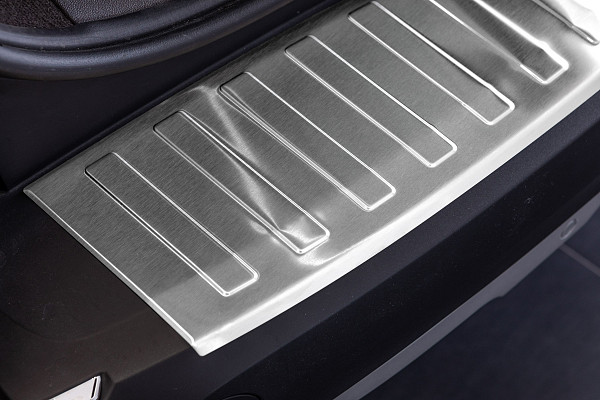 Edelstahl Ladekantenschutz passend für Renault Espace BJ. 4.2015-4.2023 Stoßstangenschutz passgenau mit Abkantung V2A Schwarz Spiegelglanz (Black Chrome)