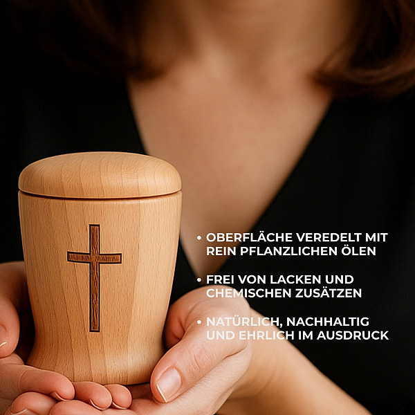 Handgefertigte Mini-Urne aus Buchenholz mit Kreuz-Gravur – Erinnerungsurne – 10 cm hoch – Gedenkurne – Kleine Urne für Teilasche, Tierasche oder Erinnerungsstücke – Symbol für Glaube, Trost & Erinnerung