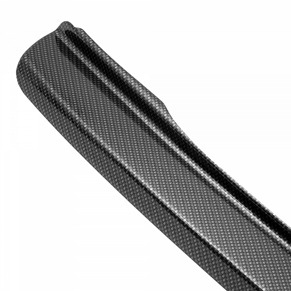 Zaštitna letva stražnjeg branika pogodno za Alfa Romeo Stelvio 01.2017-> nije za Quadrifoglio precizno pristajanje s dubokim zaštitnim rubom, ABS plastika- posebna boja izgled karbonskih vlakana