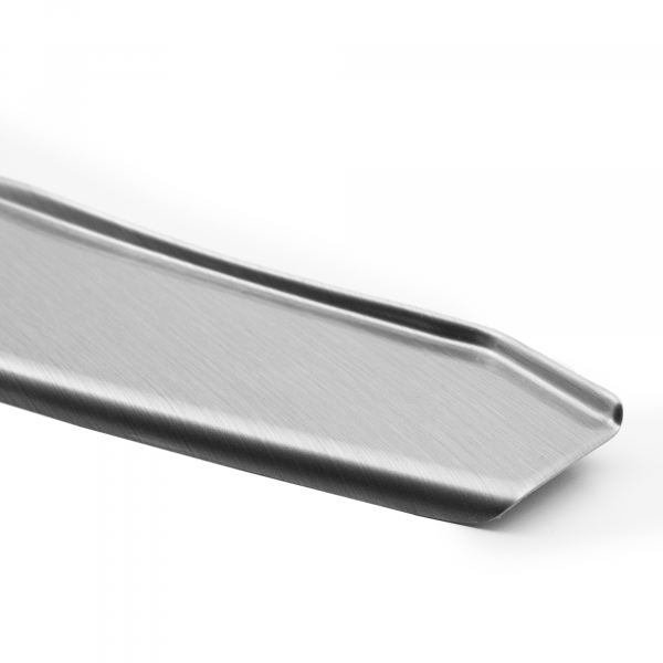 Zaštitna letva stražnjeg branika pogodno za BMW i3 10.2013-10.2017  precizno pristajanje s dubokim zaštitnim rubom, ABS plastika- posebna boja izgled brušeni aluminij