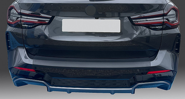 Ladekantenschutz passend für BMW iX3 mit M Sport ab BJ. 10.2021> nur für M Paket passgenau mit Abkantung ABS- Farbe schwarz