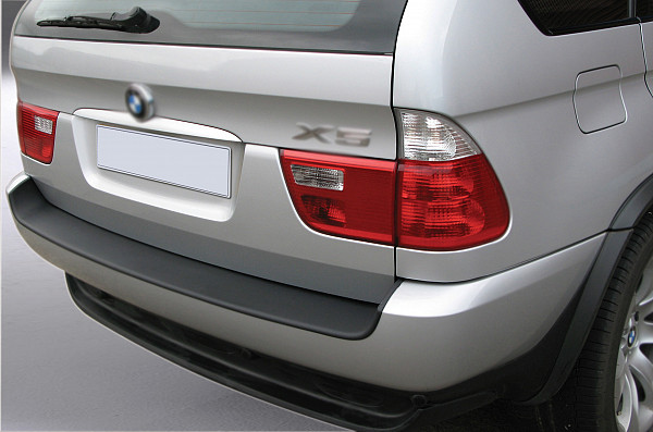Ladekantenschutz passend für BMW X5 E53 ab BJ. 5.2000-11.2006  passgenau mit Abkantung ABS- Farbe schwarz