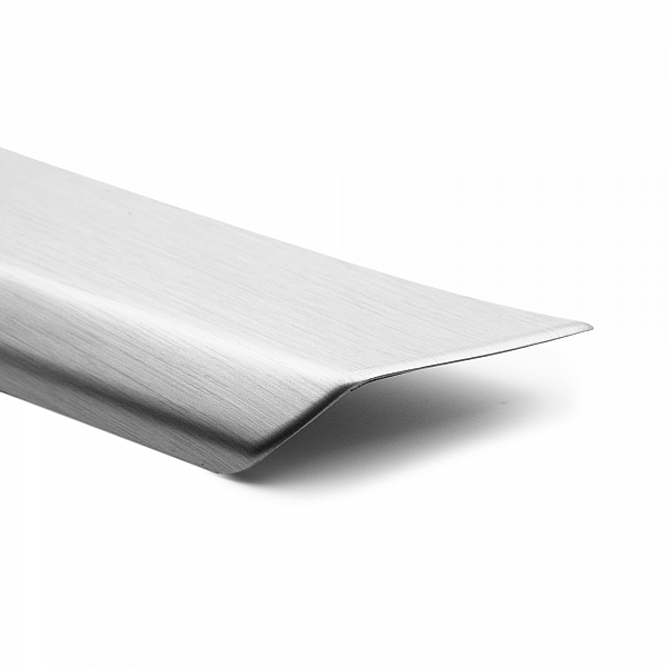 Ladekantenschutz passend für BMW X1 E84 ab BJ. 10.2009-8.2015 nur für M Paket passgenau mit Abkantung ABS- Sonderfarbe Aluminium Gebürstet Optik