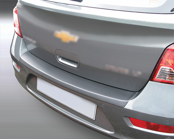 Ladekantenschutz passend für Chevrolet Cruze Schrägheck ab BJ. 7.2011-8.2014  passgenau mit Abkantung ABS- Farbe schwarz