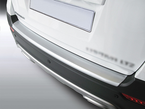 Ladekantenschutz passend für Chevrolet Captiva ab BJ. 9.2006-8.2014  passgenau mit Abkantung ABS- Farbe schwarz