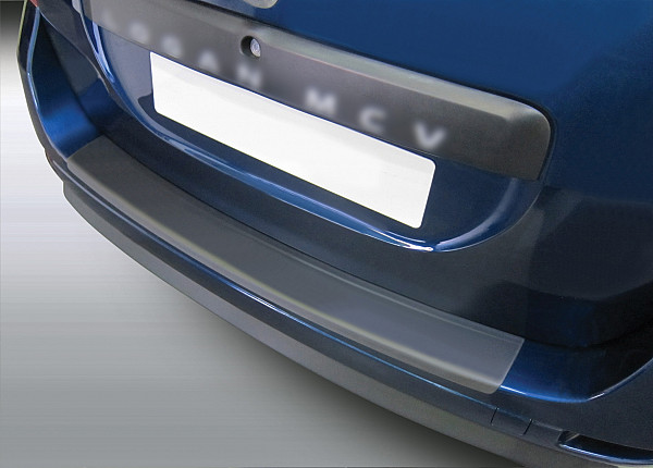 Ladekantenschutz passend für Dacia Logan MCV Kombi ab BJ. 6.2013-9.2020  passgenau mit Abkantung ABS- Farbe schwarz