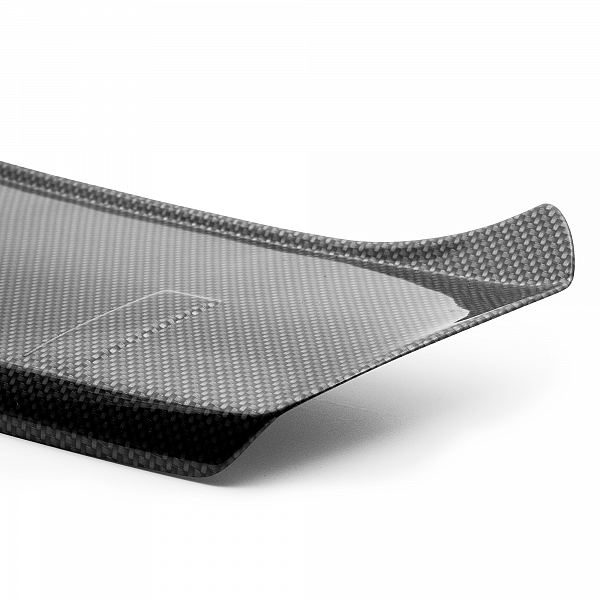 Zaštitna letva stražnjeg branika pogodno za Ford Kuga 06.2008-02.2013 MK1 precizno pristajanje s dubokim zaštitnim rubom, ABS plastika- posebna boja izgled karbonskih vlakana