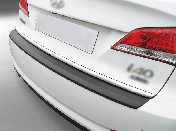 Ladekantenschutz passend für Hyundai i40 Limousine ab BJ. 3.2012-5.2015  passgenau mit Abkantung ABS- Farbe schwarz