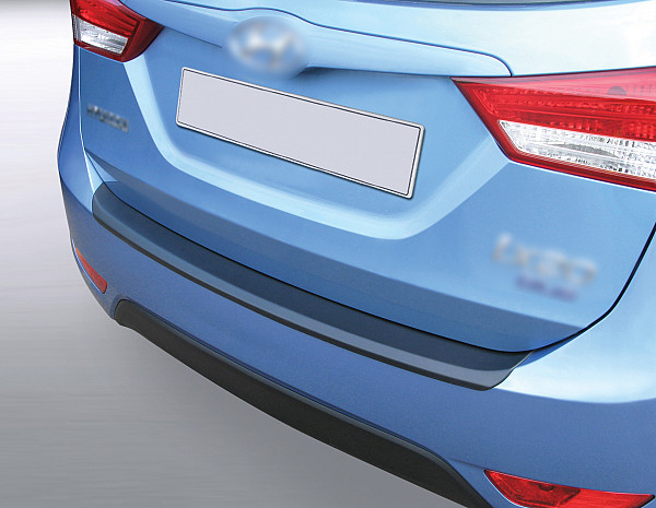 Ladekantenschutz passend für Hyundai iX20 ab BJ. 11.2010-7.2019  passgenau mit Abkantung ABS- Farbe schwarz