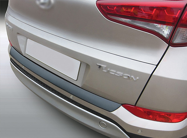 Ladekantenschutz passend für Hyundai Tucson ab BJ. 5.2015-7.2018  passgenau mit Abkantung ABS- Farbe schwarz