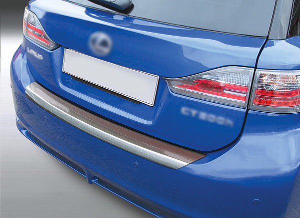 Zaštitna letva stražnjeg branika pogodno za Lexus CT 200H 03.2011-02.2014  precizno pristajanje s dubokim zaštitnim rubom, ABS plastika- posebna boja izgled brušeni aluminij