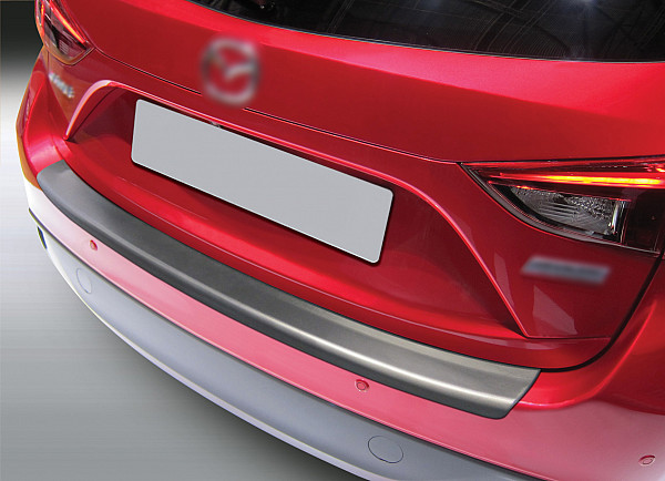 Zaštitna letva stražnjeg branika pogodno za Mazda 3 10.2013-03.2019 nije za limuzino precizno pristajanje s dubokim zaštitnim rubom, ABS plastika- boja crna mat