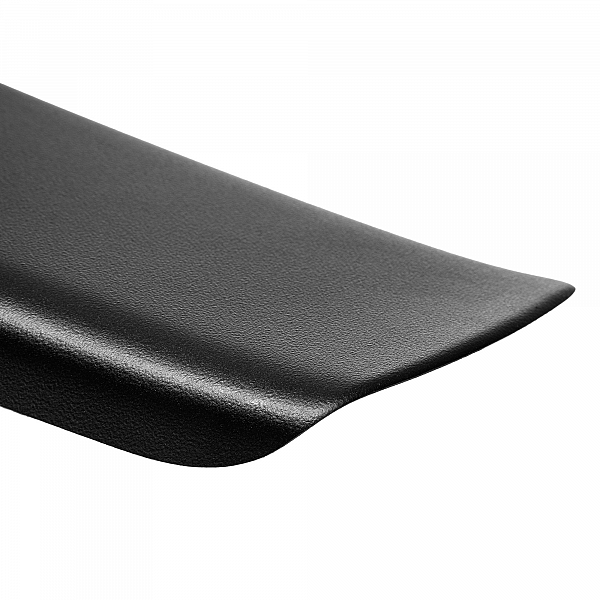 Ladekantenschutz passend für Mazda 3 Fastback Limousine ab BJ. 9.2019>  passgenau mit Abkantung ABS- Farbe schwarz