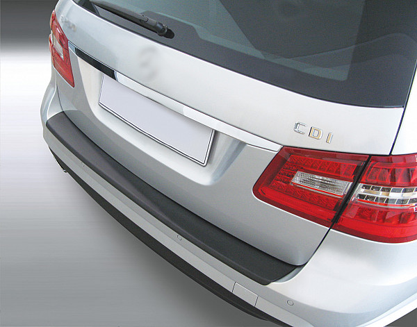 Zaštitna letva stražnjeg branika pogodno za Mercedes Benz Razred E T Model Karavan S212 11.2009-03.2013  precizno pristajanje s dubokim zaštitnim rubom, ABS plastika- boja crna mat