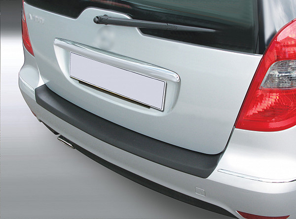 Zaštitna letva stražnjeg branika pogodno za Mercedes Benz Razred A Hatchback 05.2008-08.2012  precizno pristajanje s dubokim zaštitnim rubom, ABS plastika- posebna boja izgled karbonskih vlakana