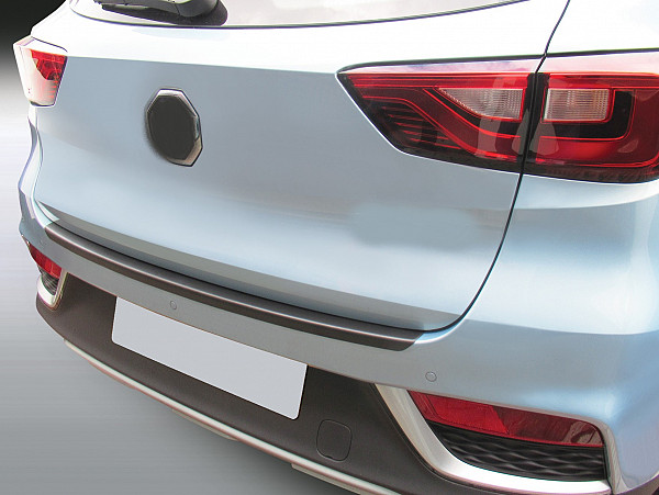 Ladekantenschutz passend für MG ZS & ZS EV ab BJ. 1.2017-10.2021  passgenau mit Abkantung ABS- Sonderfarbe Silber