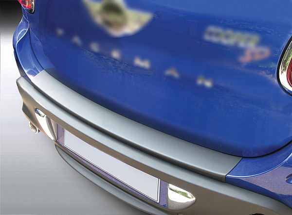 Zaštitna letva stražnjeg branika pogodno za MINI Paceman R61 03.2013-11.2016  precizno pristajanje s dubokim zaštitnim rubom, ABS plastika- posebna boja izgled brušeni aluminij