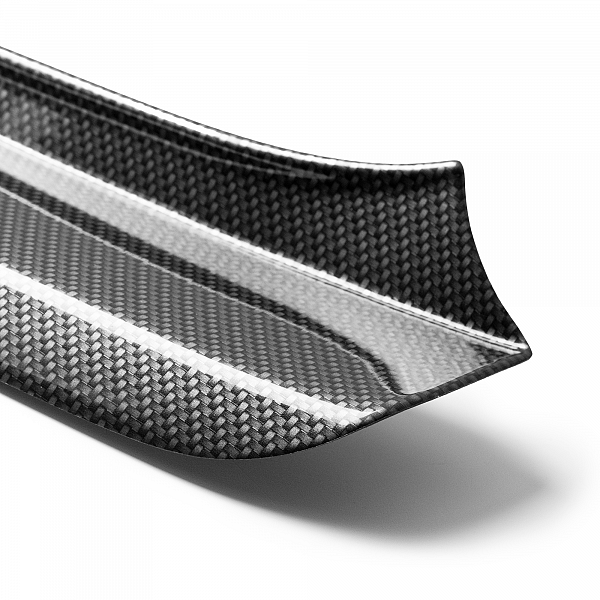 Ladekantenschutz passend für Mitsubishi Outlander ab BJ. 9.2012-9.2015 auch für PHEV passgenau mit Abkantung ABS- Sonderfarbe Carbon Optik