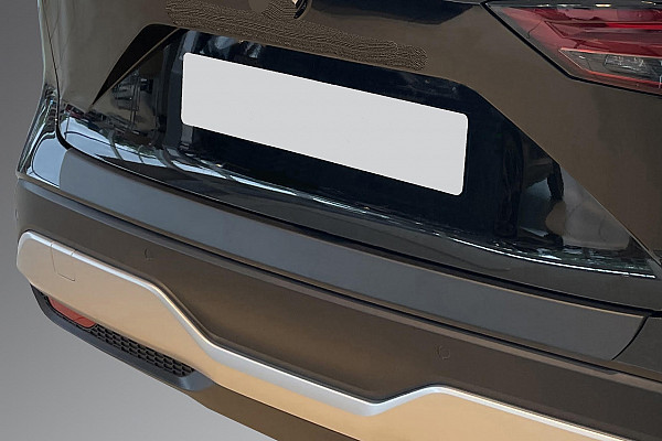 Ladekantenschutz passend für Nissan Qashqai ab BJ. 7.2021-6.2024  passgenau mit Abkantung ABS- Farbe schwarz
