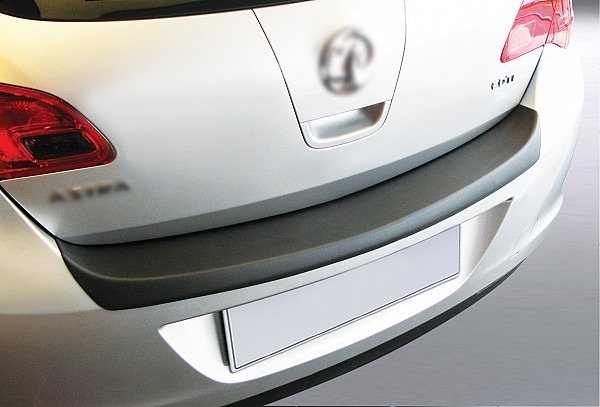 Zaštitna letva stražnjeg branika pogodno za Opel Astra J Hatchback 12.2009-08.2012  precizno pristajanje s dubokim zaštitnim rubom, ABS plastika- boja crna mat