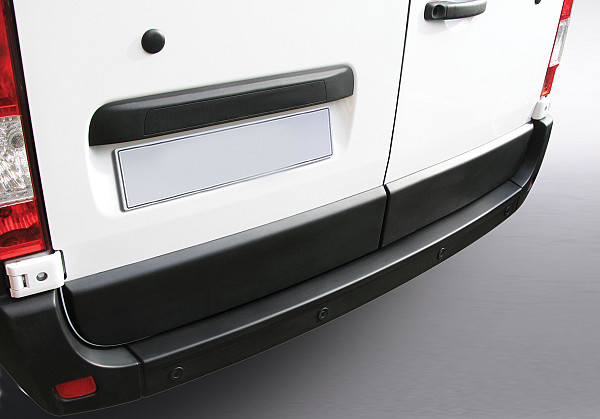 Ladekantenschutz passend für Opel Movano ab BJ. 5.2011-6.2020  passgenau mit Abkantung ABS- Farbe schwarz