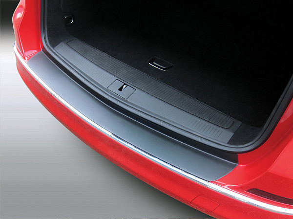 Zaštitna letva stražnjeg branika pogodno za Opel Astra J Sports Tourer Karavan 09.2012-09.2015  precizno pristajanje s dubokim zaštitnim rubom, ABS plastika- boja crna mat