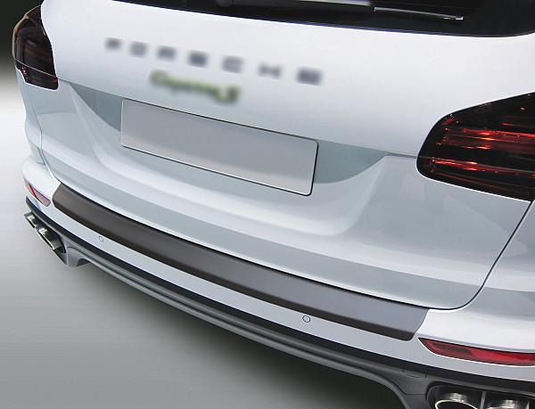 Zaščitna letvica zadnjega odbijača kompatibilna za Porsche Cayenne 11.2014-09.2017  zaščita nakladalnega roba z globokim zaščitnim robom, ABS plastika- barva črna mat