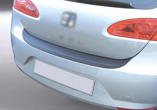 Zaštitna letva stražnjeg branika pogodno za Seat Leon 03.2005-03.2009  precizno pristajanje s dubokim zaštitnim rubom, ABS plastika- posebna boja srebrna