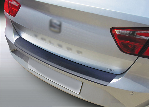 Rear Bumper Protector compatible with Seat Toledo 03.2013-08.2018  Rearguard, Tailored Fit Bumper Guard, ABS Plastic- Special Colour Carbon Look