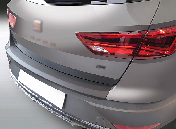 Zaštitna letva stražnjeg branika pogodno za Seat Leon Sportstourer Karavan ST 11.2016-01.2020 također za X-Perience, FR, Cupra precizno pristajanje s dubokim zaštitnim rubom, ABS plastika- boja crna mat