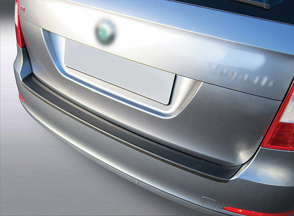 Ladekantenschutz passend für Skoda Superb II Combi Kombi ab BJ. 6.2013-8.2015  passgenau mit Abkantung ABS- Farbe schwarz