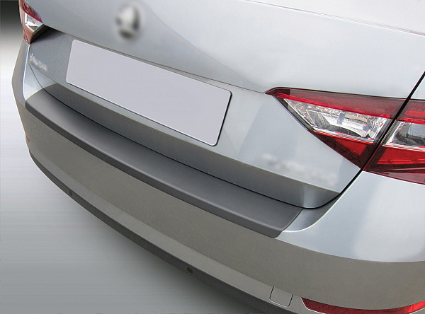 Ladekantenschutz passend für Skoda Superb III Limousine ab BJ. 6.2015-11.2023  passgenau mit Abkantung ABS- Farbe schwarz