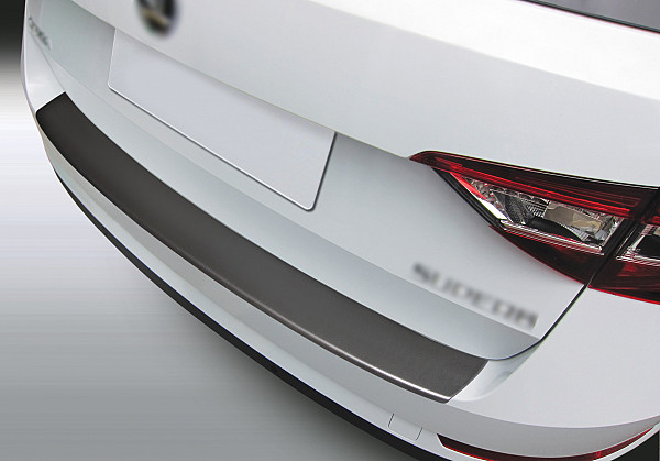 Ladekantenschutz passend für Skoda Superb III Combi Kombi ab BJ. 9.2015-11.2023  passgenau mit Abkantung ABS- Farbe schwarz