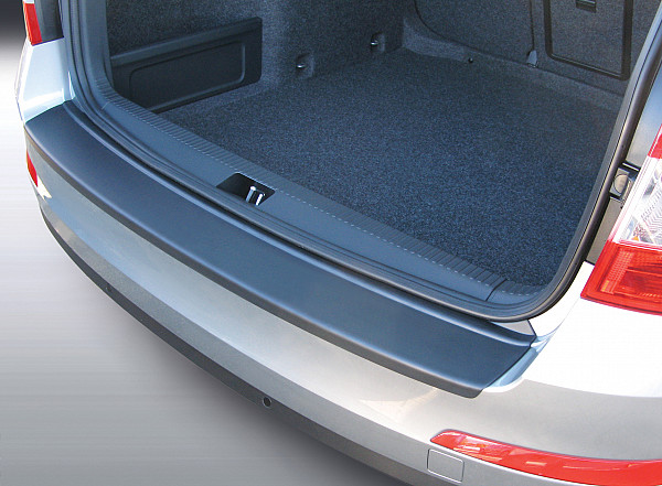 Rear Bumper Protector compatible with Skoda Octavia III Combi Estate 06.2013-01.2017 not for VRS Rearguard, Tailored Fit Bumper Guard, ABS Plastic- Colour Matte Black
